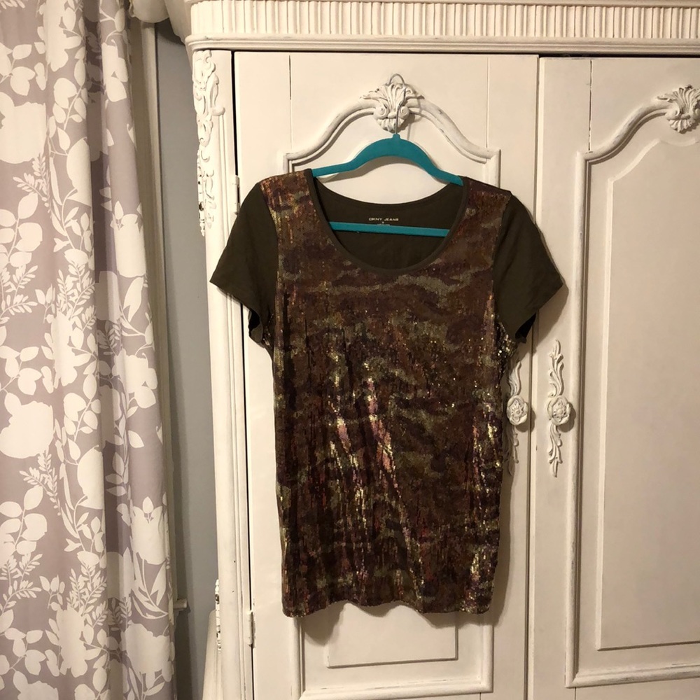 DKNY camo sequin t shirt medium